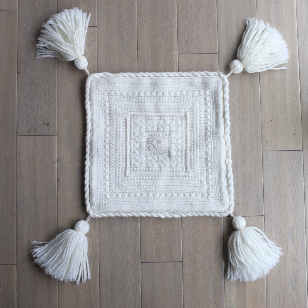 **SOLD**Boho crochet tassel pillow cover